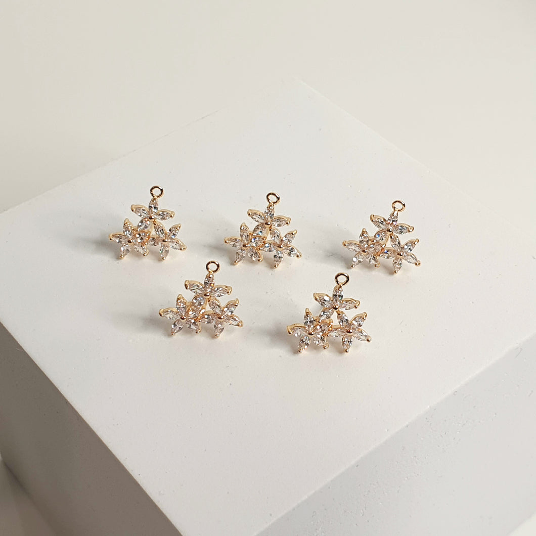 18k Gold Plated Earring Posts - Tri Star Anise - Set of 4