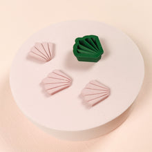 Load image into Gallery viewer, Crown Polymer Clay Cutter