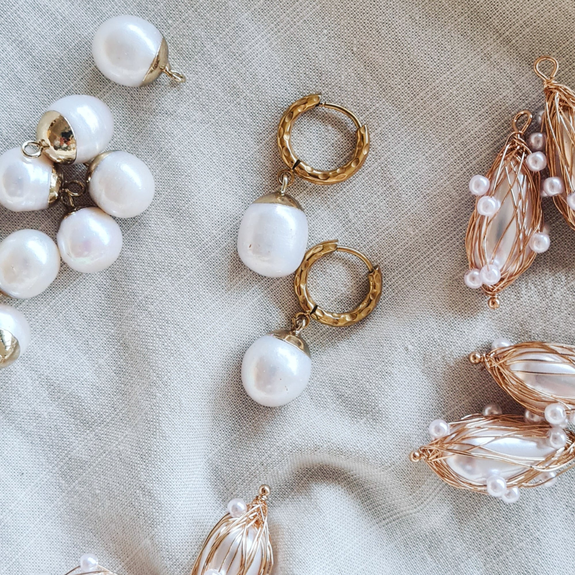 Festive Pearl Charms - 10 pieces